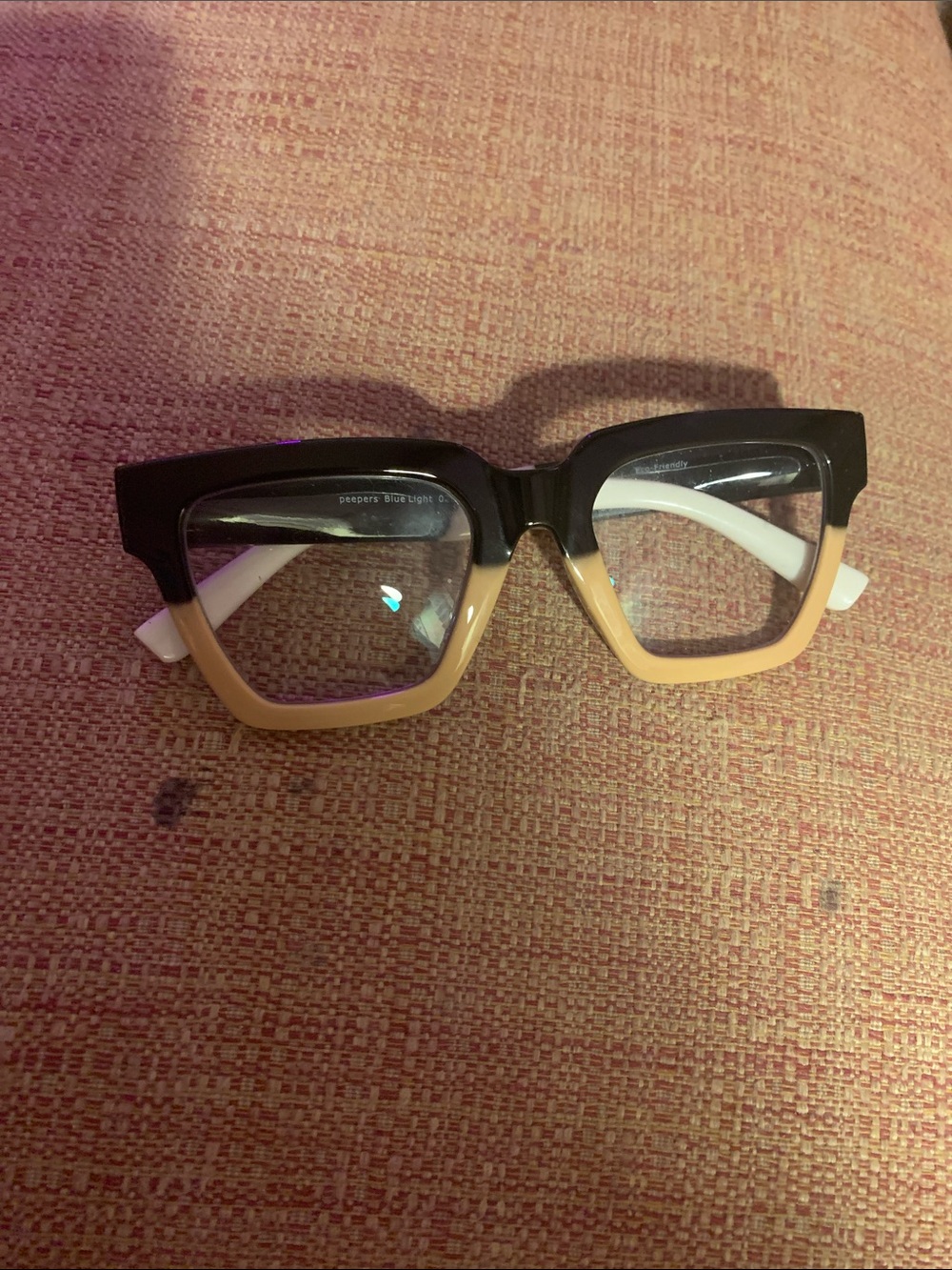 Peepers Women’s 1.59 Two-Tone Square progressive in Black and Beige